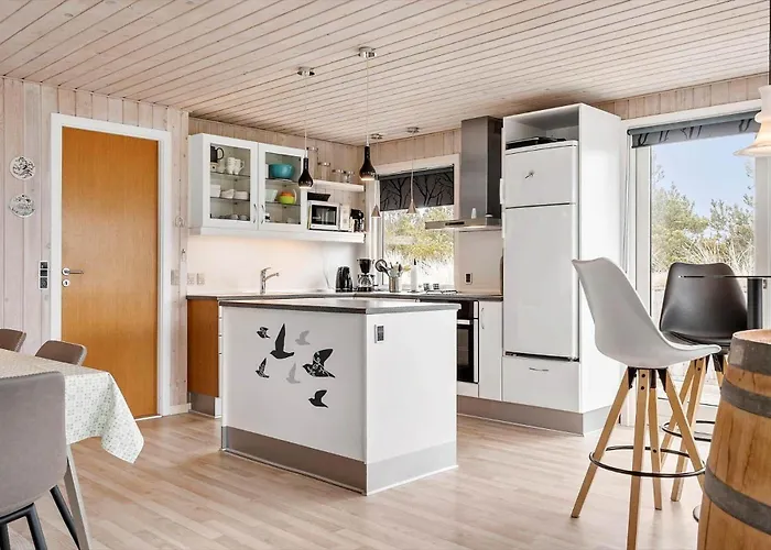 1148-ringkobing-holmsborgvej-16 *